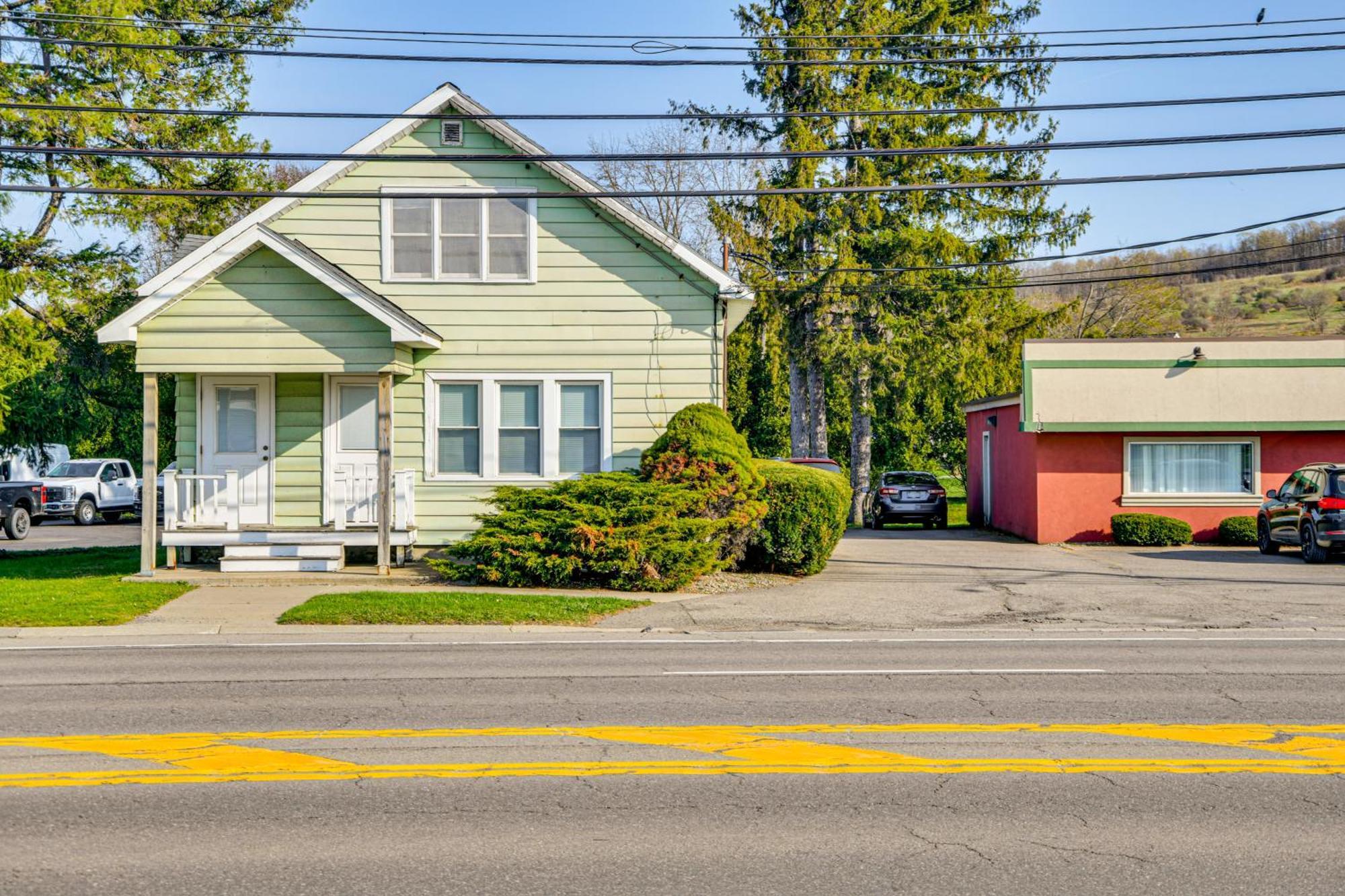 Less Than 2 Mi To Suny Cortland Unit With Private Parking 외부 사진